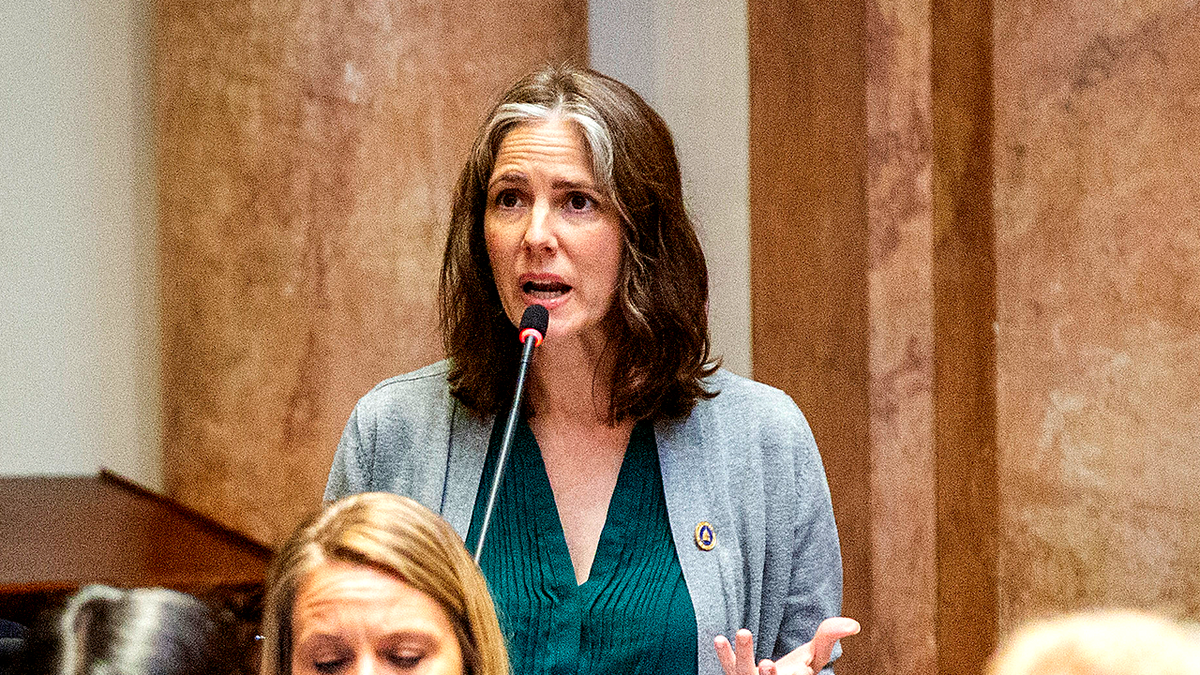 Kentucky lawmaker sparks firestorm for saying she doesn't 'feel good about being White' at george magazine