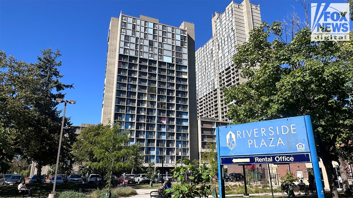 Inside ‘Little Mogadishu’: Minnesota’s beleaguered Somali community under a cloud of fraud and Trump attacks  at george magazine