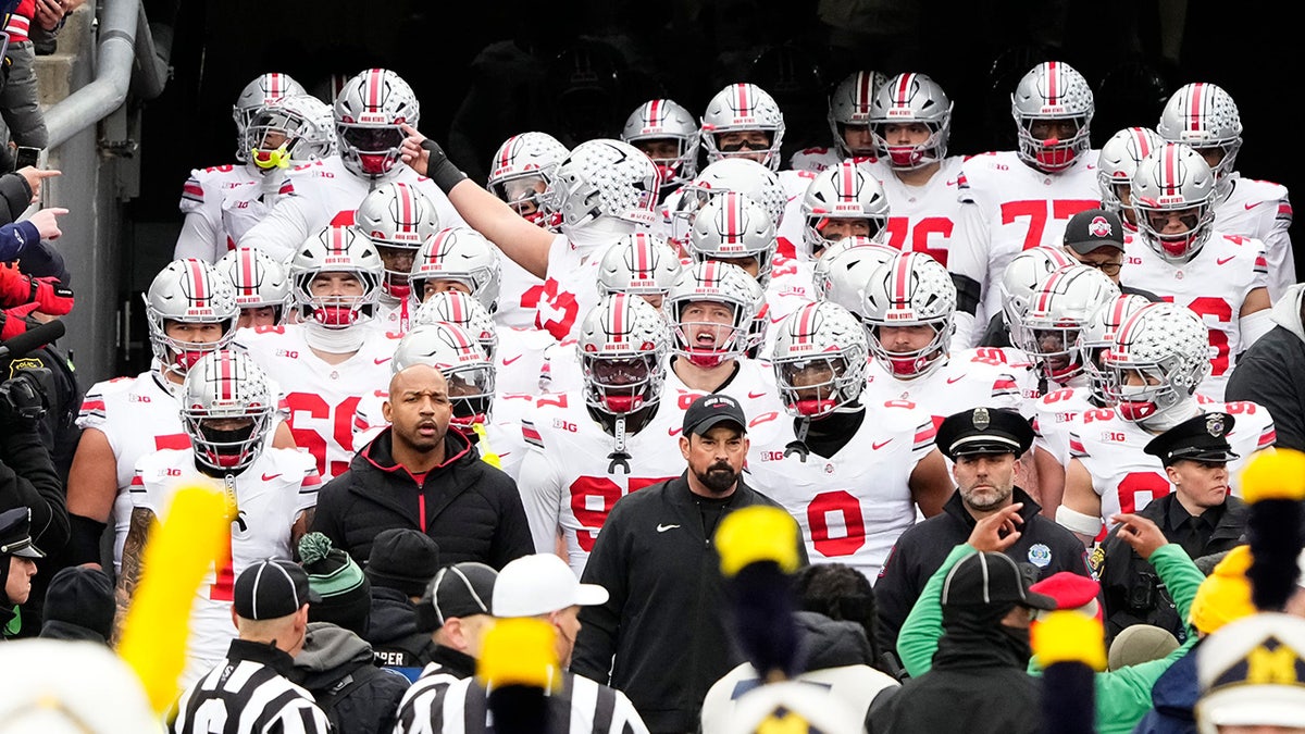 Top seed comes down to Big Ten title, Texas and Ole Miss see movement after chaotic weekend  at george magazine