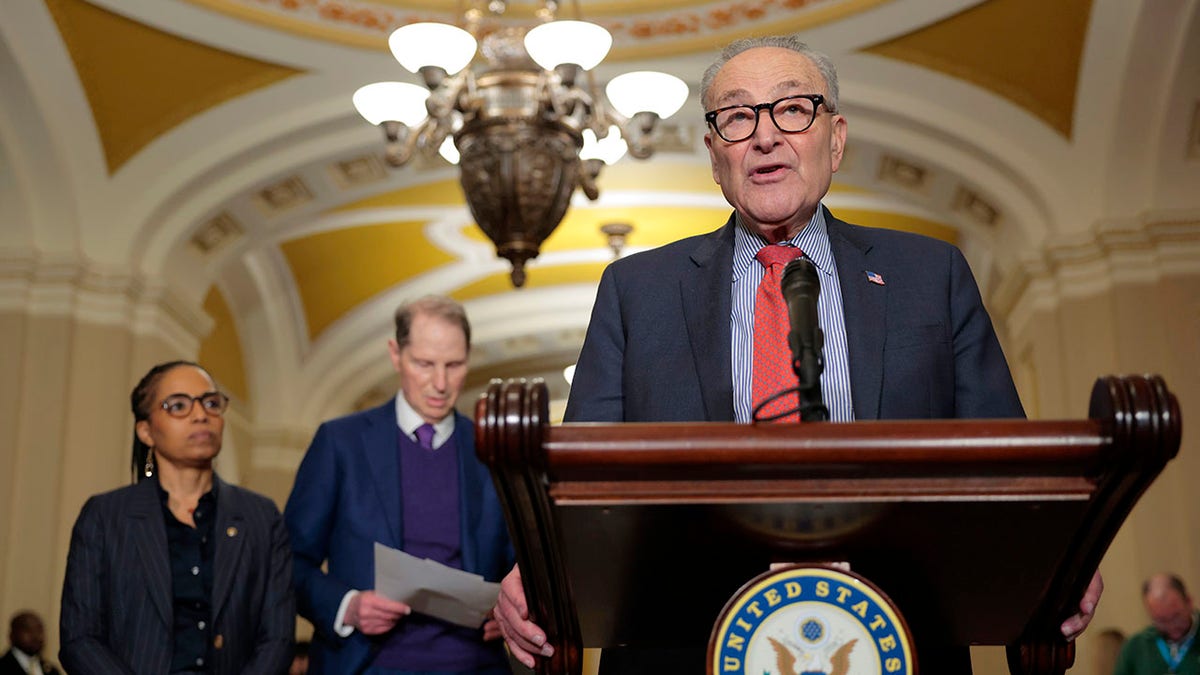 Senate Dems' Obamacare fix fails as Senate looks for off-ramp from healthcare cliff at george magazine