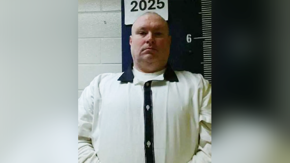 Obese man on death row chooses buffet of BBQ, wings, cheeseburger, pizza, ice cream for last meal in Georgia at george magazine