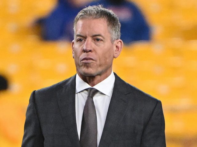 Pro Football Hall of Famer Troy Aikman critiques NIL landscape, transfer rules and Lane Kiffin’s LSU move