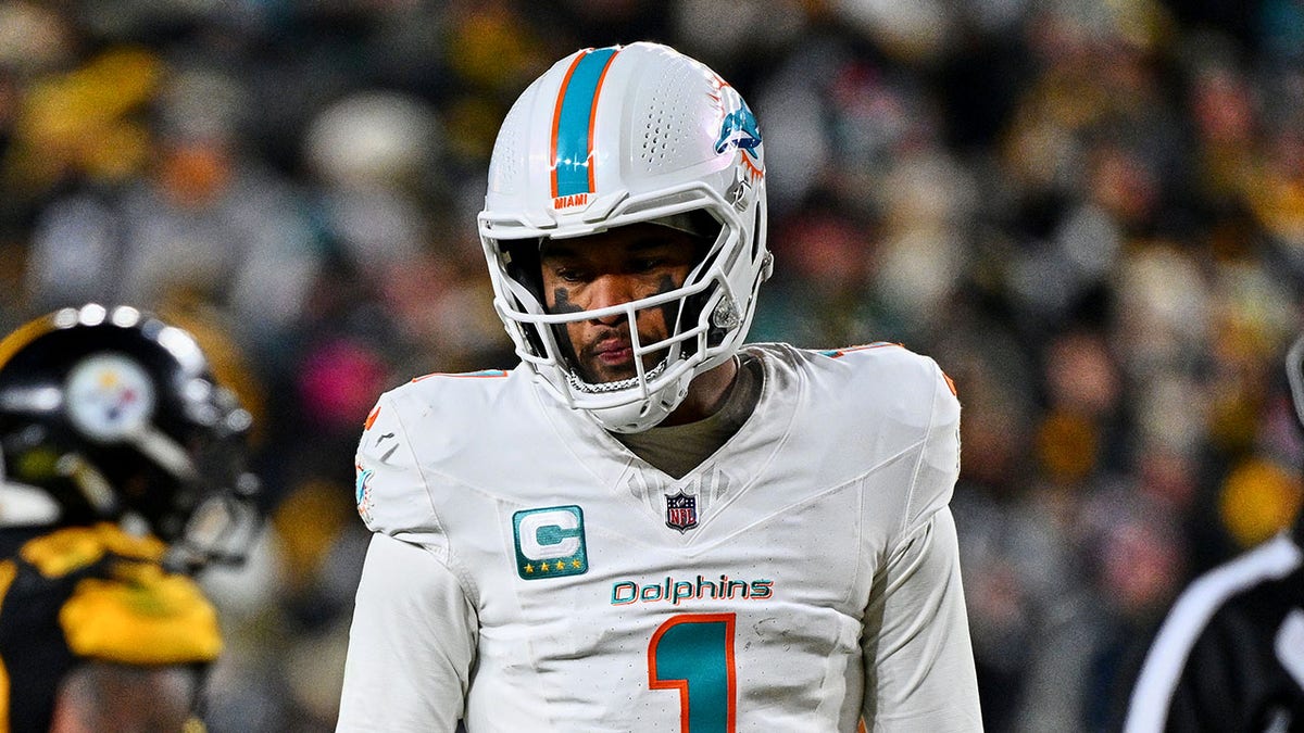 Dolphins bench struggling Tua Tagovailoa after rough performance vs Steelers: reports at george magazine
