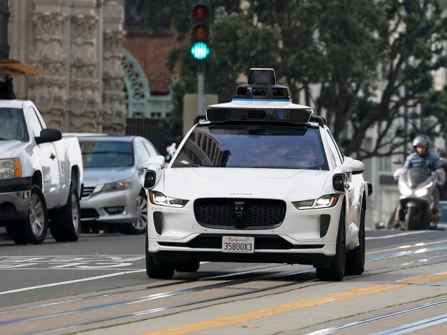 California woman gives birth inside self-driving Waymo taxi