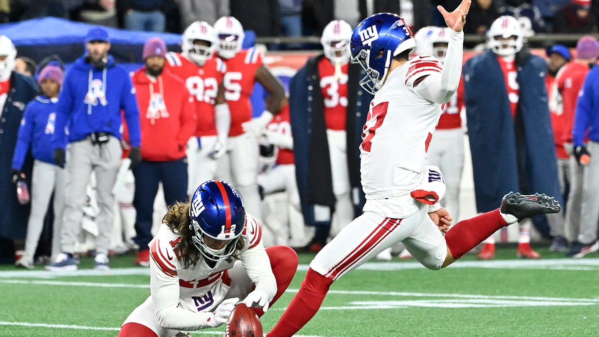Giants kicker Younghoe Koo offers bizarre explanation for botched field goal attempt in loss to Patriots  at george magazine