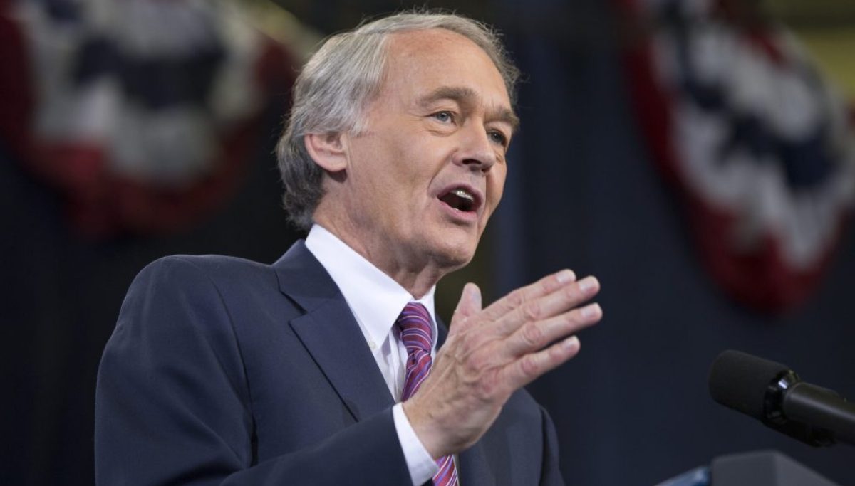 Ed Markey pushes Democratic leaders to advocate defunding ICE in government funding negotiations at george magazine