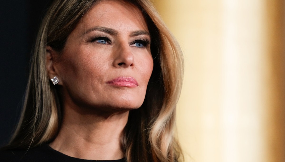 Melania Trump encourages AI use, says it can’t replace humans at george magazine