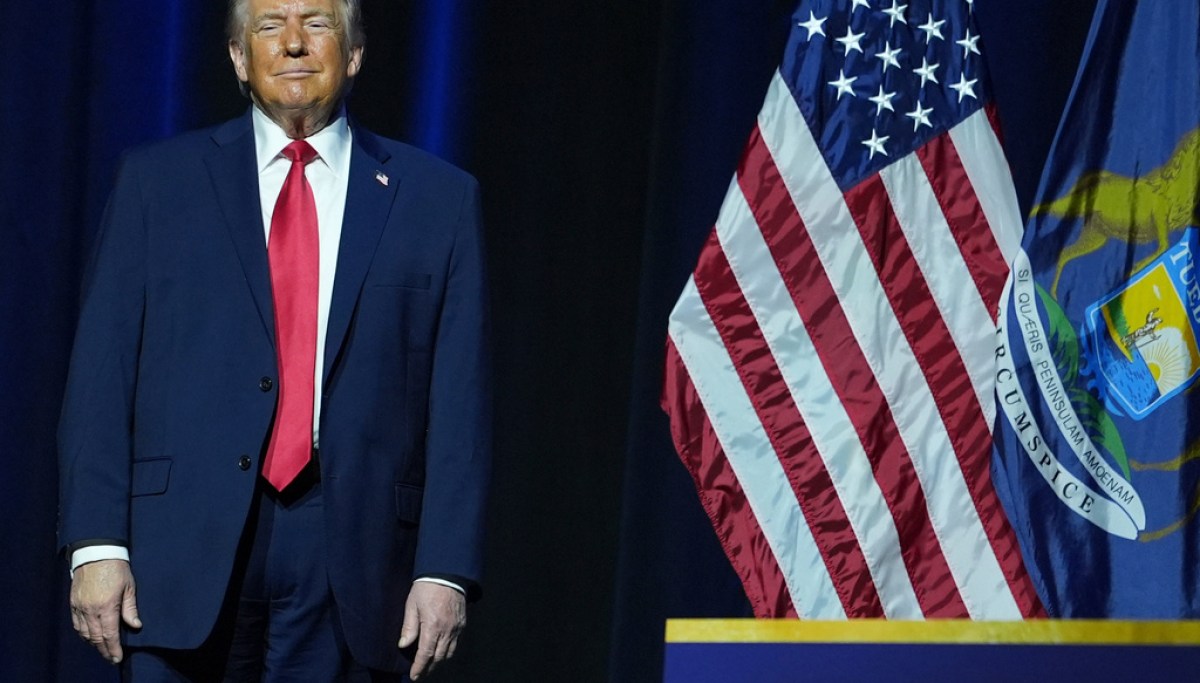 Trump takes the scenic route as he weaves all over the road in Detroit affordability speech at george magazine