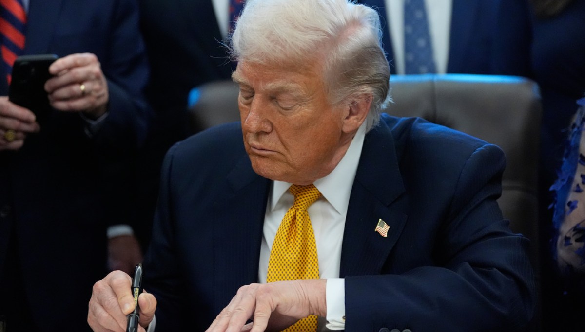 Trump has lurched to the populist Left with recent economic proposals  at george magazine