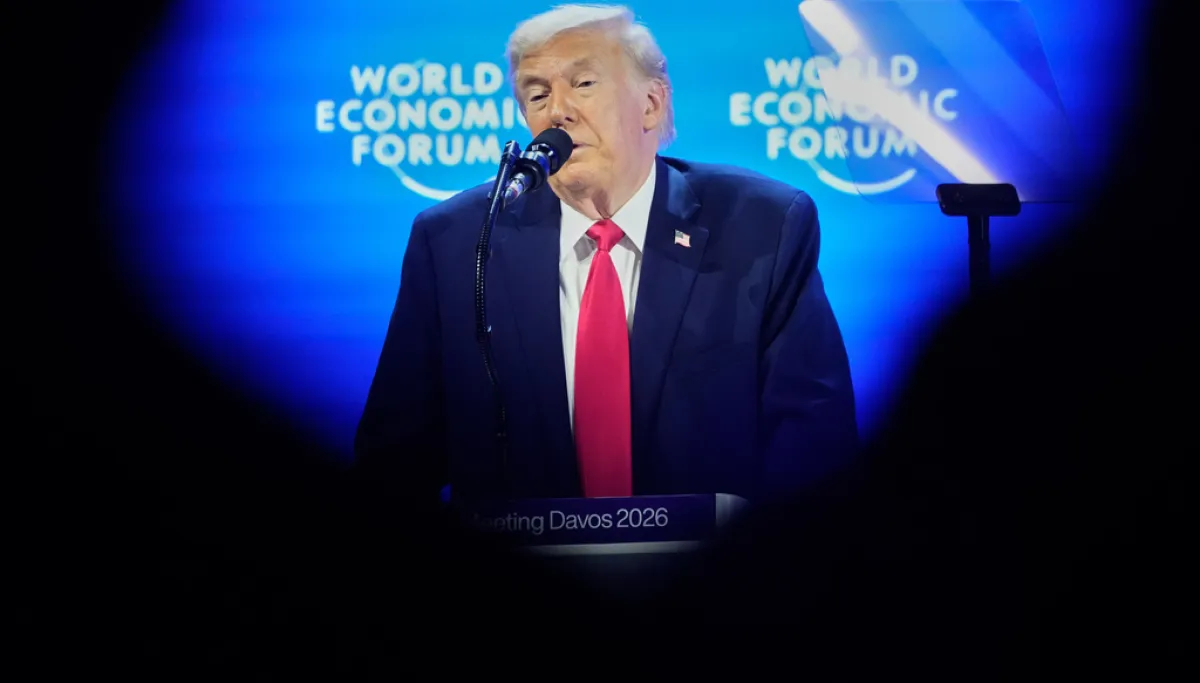 Leavitt’s defense of Trump’s Iceland-Greenland mix-up melts after footage surfaces on social media at george magazine