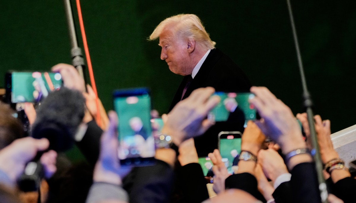 Trump says ‘armada’ headed for Iran, vows Greenland details in two weeks at george magazine