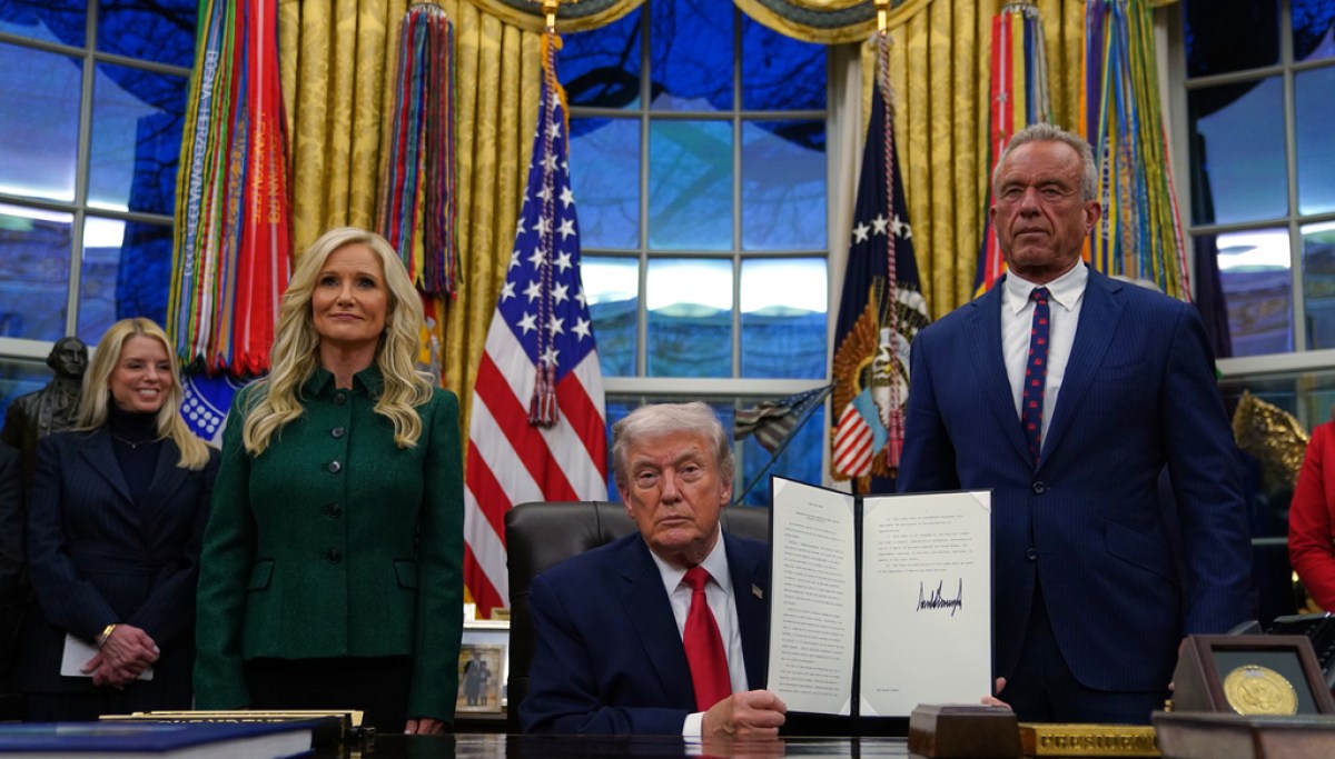 Trump creates Great American Recovery Initiative for better national response to addiction at george magazine