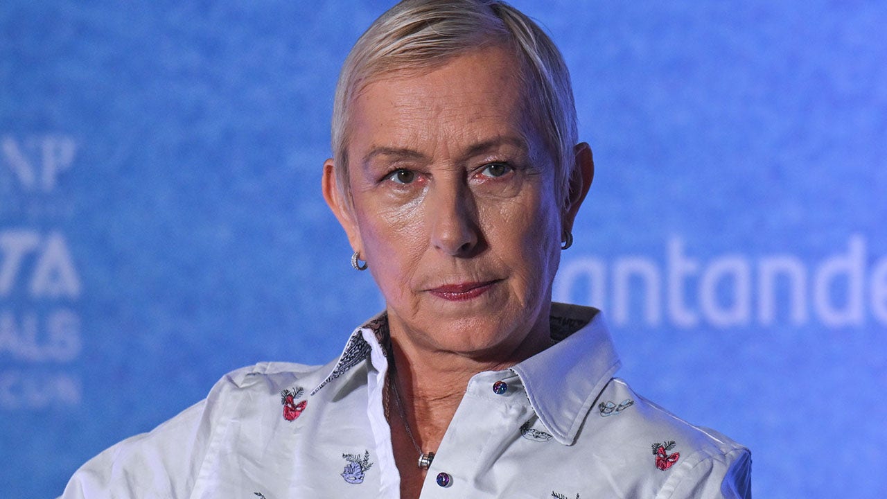 Martina Navratilova expresses support for criminal sanctions to US companies that take oil from Venezuela at george magazine