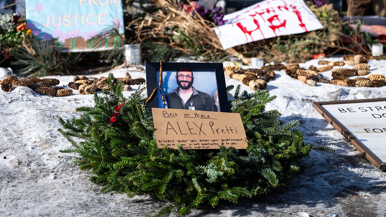DOJ opens civil rights investigation into Minnesota death of Alex Pretti at george magazine