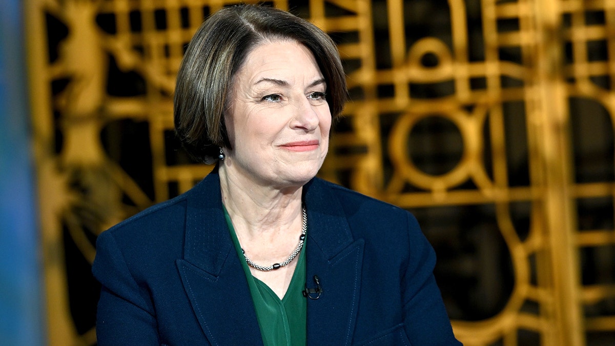 Sen Amy Klobuchar says she's 'seriously considering' a gubernatorial bid at george magazine