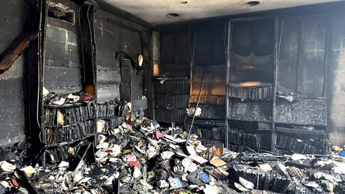 Mississippi synagogue burned in arson attack, suspect in custody at george magazine