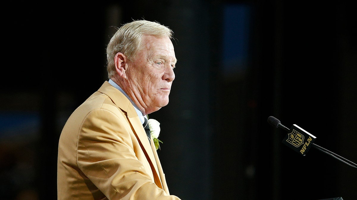 Bill Polian responds to reports on Bill Belichick’s Hall of Fame vote, denies pushing one-year wait at george magazine