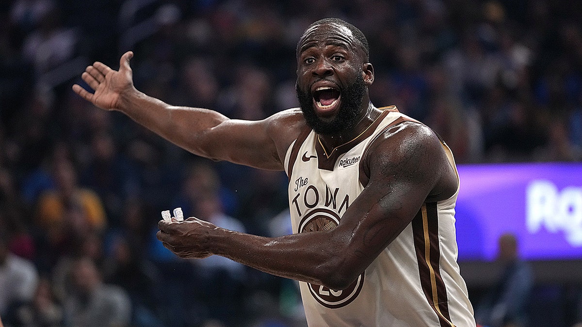 Draymond Green says White referee’s gesture toward him felt disrespectful 'as a Black man in America' at george magazine