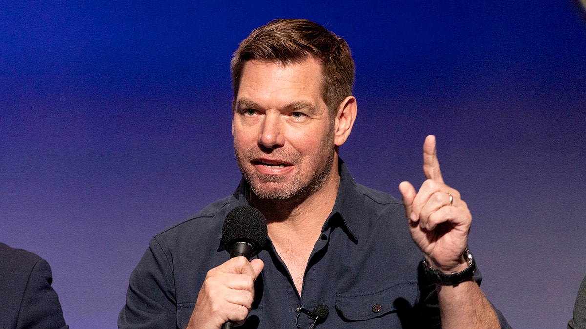 Swalwell vows to make ICE agents 'unhirable' for California state government positions at george magazine