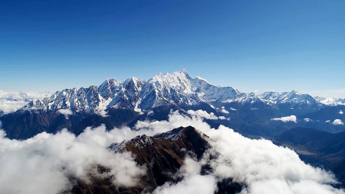 Mike Tobin documents daring Mount Everest climb in new Fox Nation special at george magazine