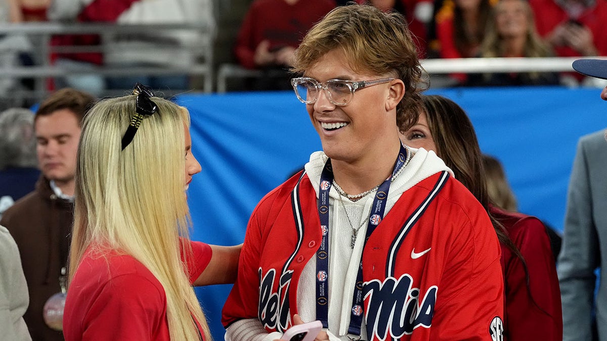 Jaxson Dart’s sideline appearance at Ole Miss bowl game fuels head-coaching speculation at george magazine