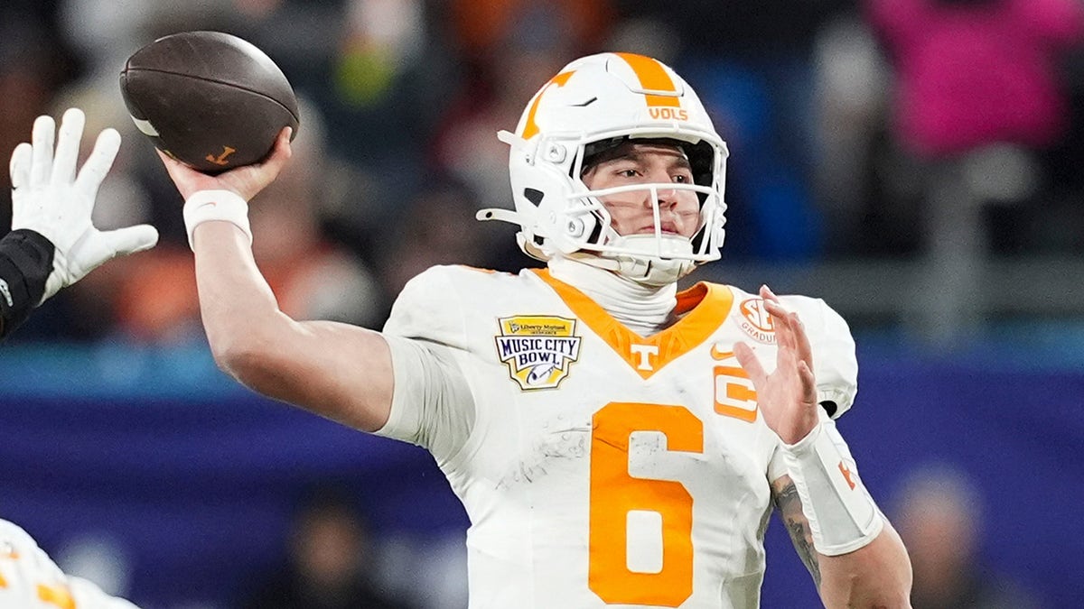 Tennessee QB Joey Aguilar undergoes surgery to remove benign tumor from throwing arm: report at george magazine
