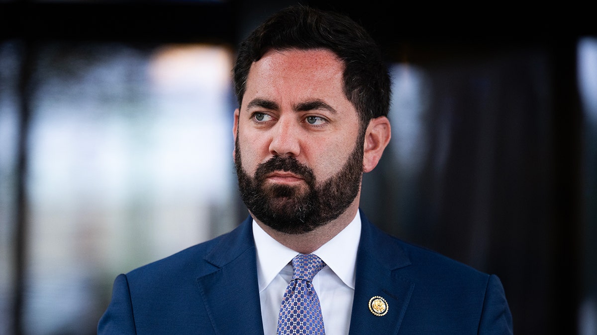 Battleground GOP lawmaker moves to block what he calls Democratic redistricting 'power grab' at george magazine