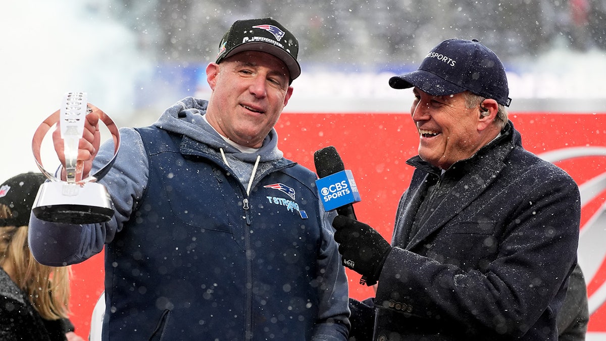 Patriots' Mike Vrabel on cusp of NFL history as team heads to Super Bowl LX at george magazine