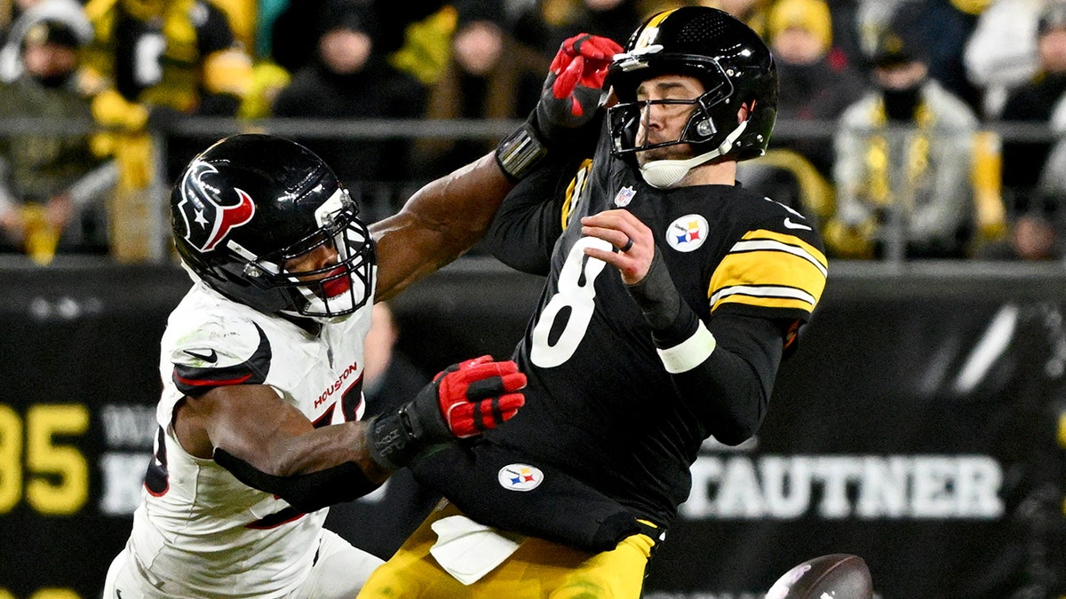 Texans defense suffocates Aaron Rodgers, Steelers in playoff win at george magazine