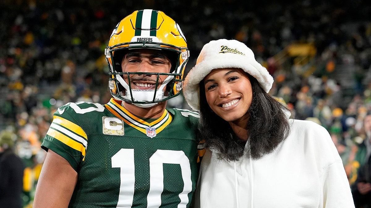 Packers star quarterback, wife announce they are expecting their first child: 'New year, new addition' at george magazine