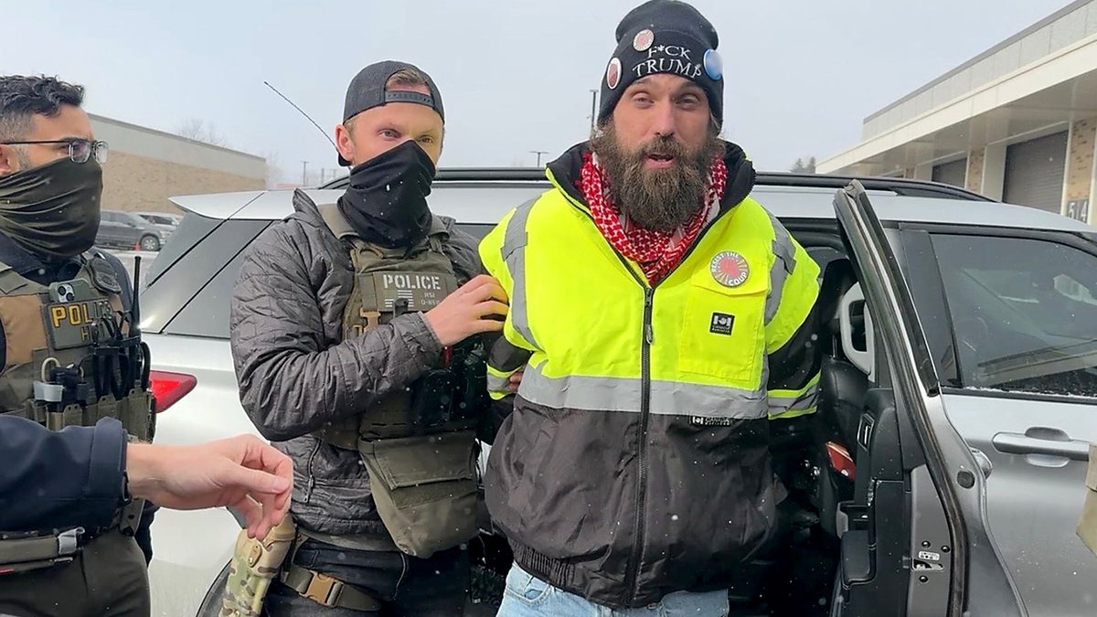 Anti-ICE Minnesota agitator arrested days after daring Bondi to do so at george magazine