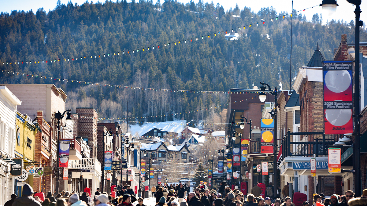 Married real estate mogul allegedly offered aide millions to leave husband, lawsuit claims at george magazine