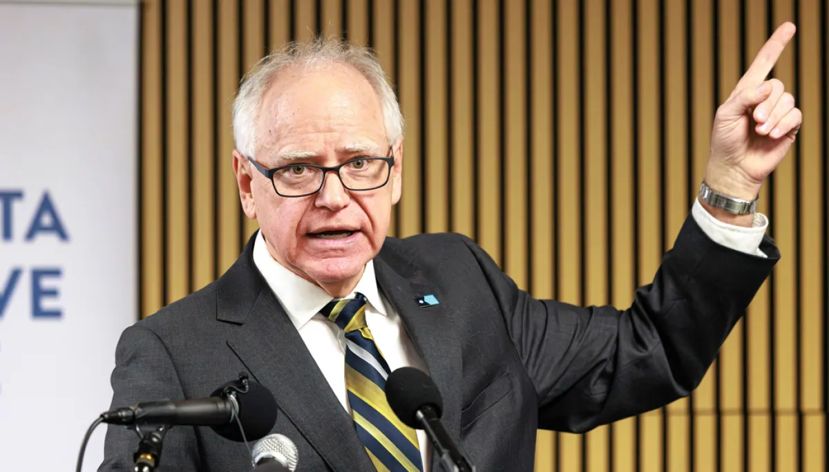 Walz invites Trump to visit Minnesota to ‘restore calm’ instead of pushing ‘political theater’ at george magazine