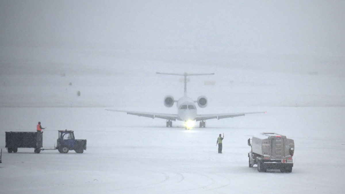 Winter Storm Fern chaos grips travelers as some airlines issue airport advisories at george magazine