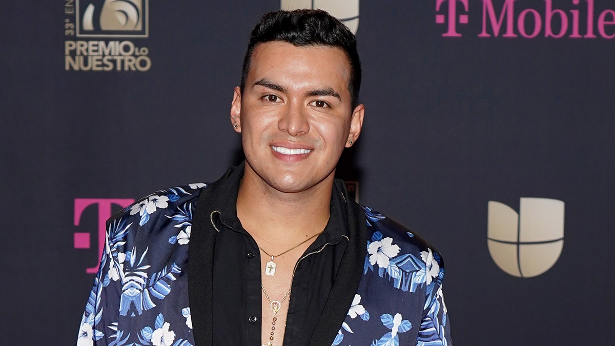 Colombian singer Yeison Jiménez dies in plane crash hours before scheduled performance at george magazine