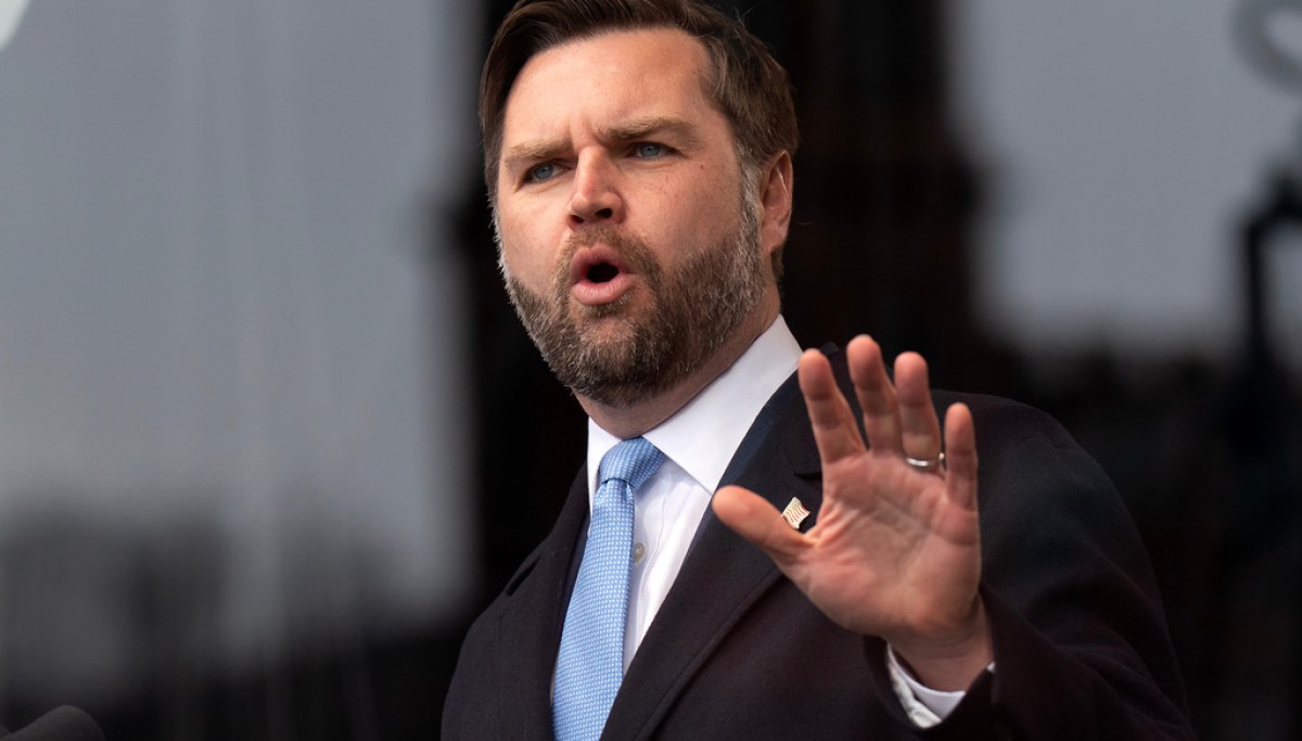 Vance warns Saudi Arabia will nuclearize if Iran allowed to obtain nuclear weapon at george magazine