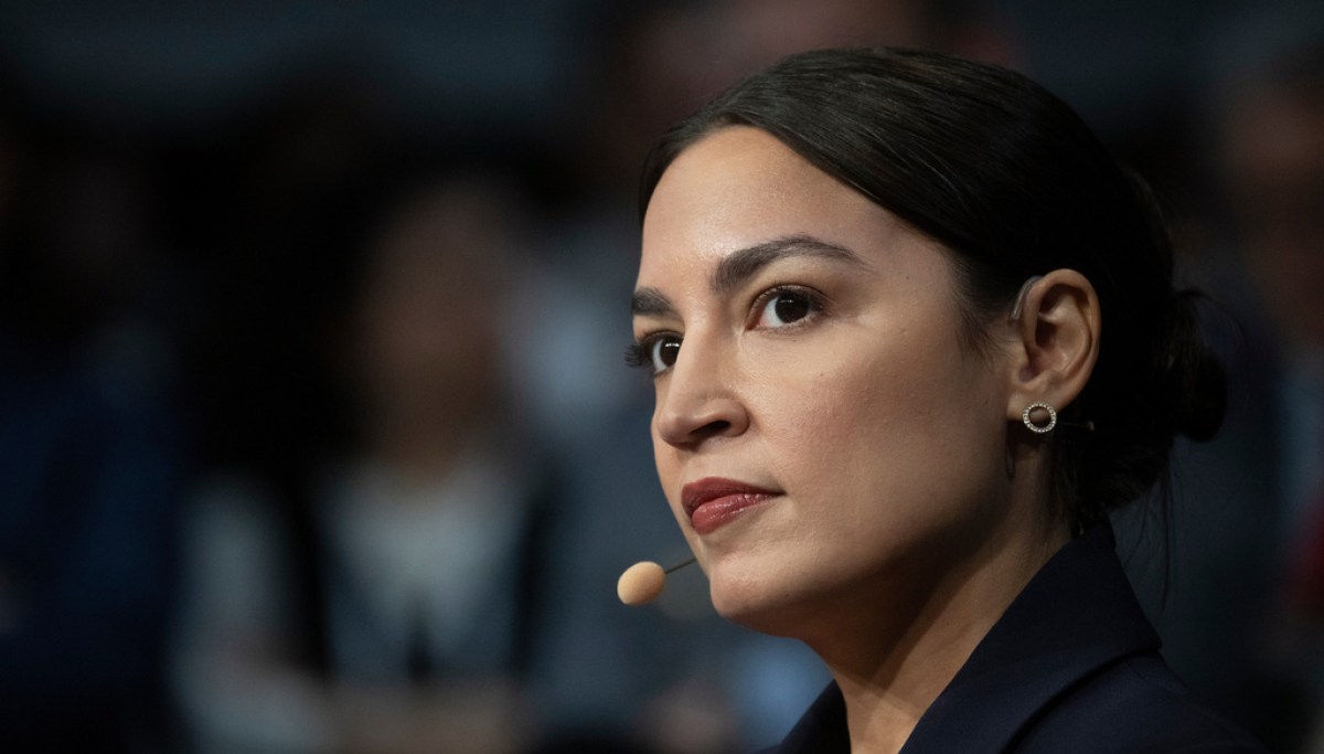 AOC’s Munich gaffes reveal possible 2028 challenges at george magazine