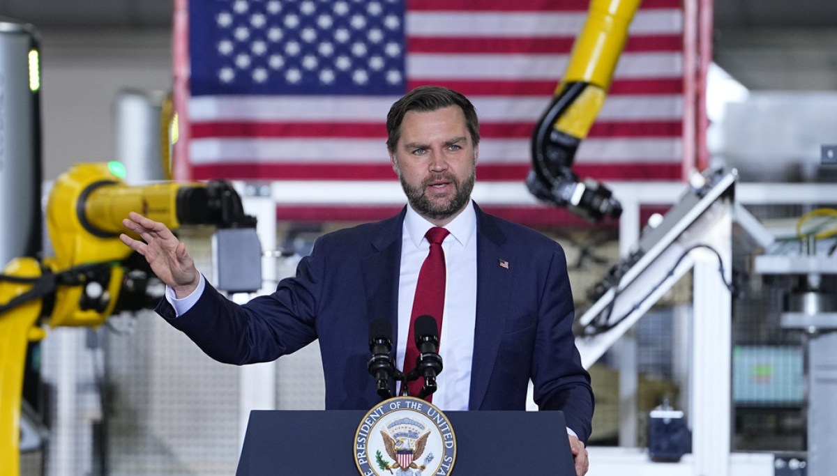 Vance ‘not so sure’ Democrats love the US after State of the Union performance at george magazine