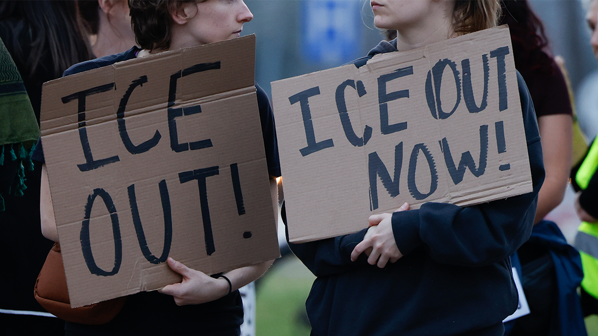 Minnesota middle school teaches 8th graders ICE 'harassed' migrants in geography class curriculum at george magazine