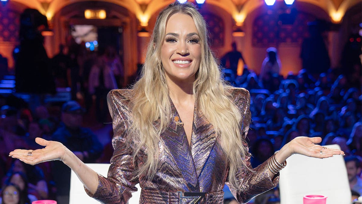 Carrie Underwood 'American Idol' boos spark firestorm, fans clash over MAGA and 'right side of history' claims at george magazine
