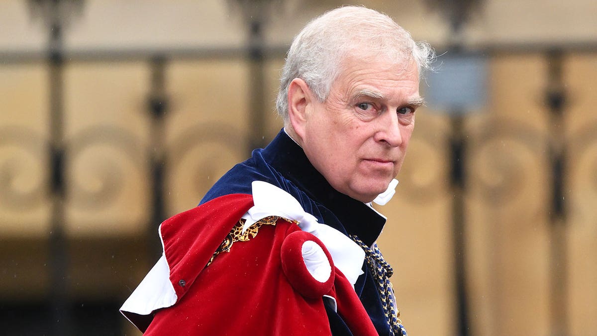 Ex-Prince Andrew leaves royal mansion ‘in dead of night’ after compromising Epstein photos surface: expert at george magazine