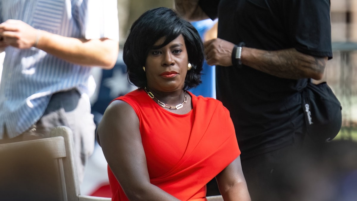 Philadelphia sued for allegedly not promoting five police officers because they are White at george magazine