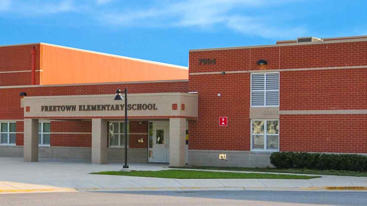 7-year-old injures hand after accidentally discharging firearm in Maryland classroom at george magazine