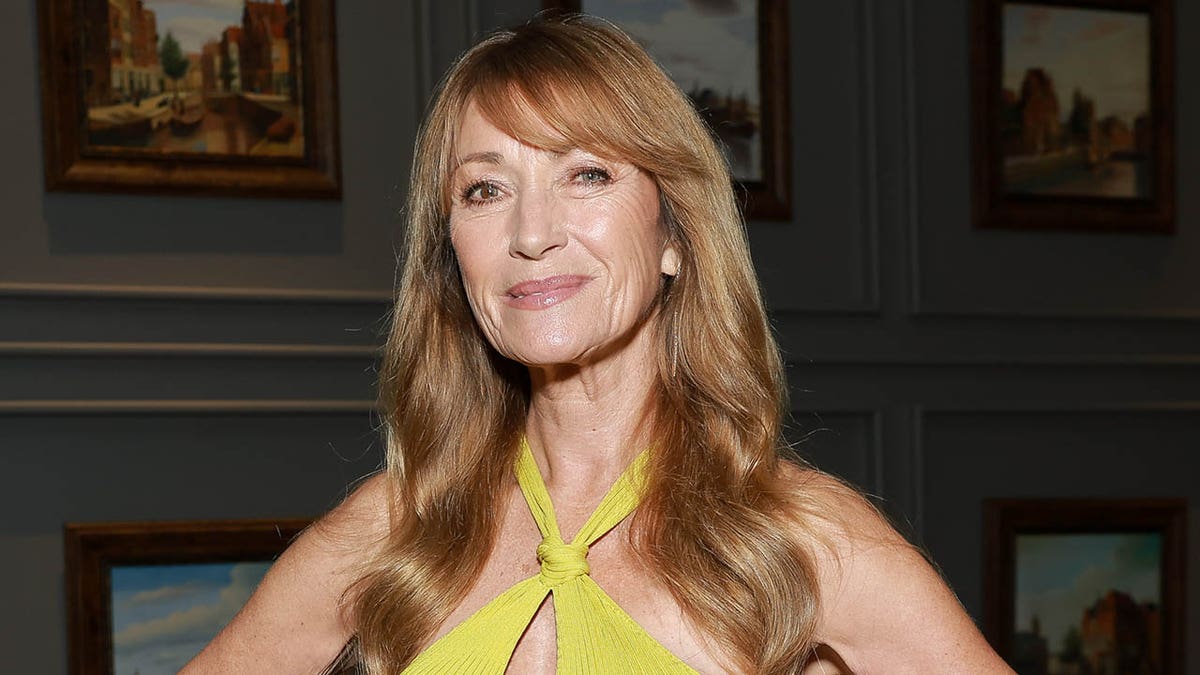 Jane Seymour says she’s ‘in my prime right now’ at 74 at george magazine