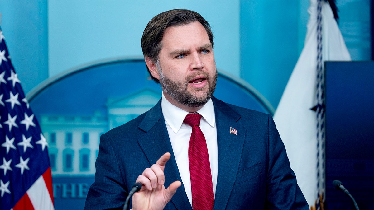 JD Vance should have been sold by his mother for drugs, NYT columnist says at george magazine