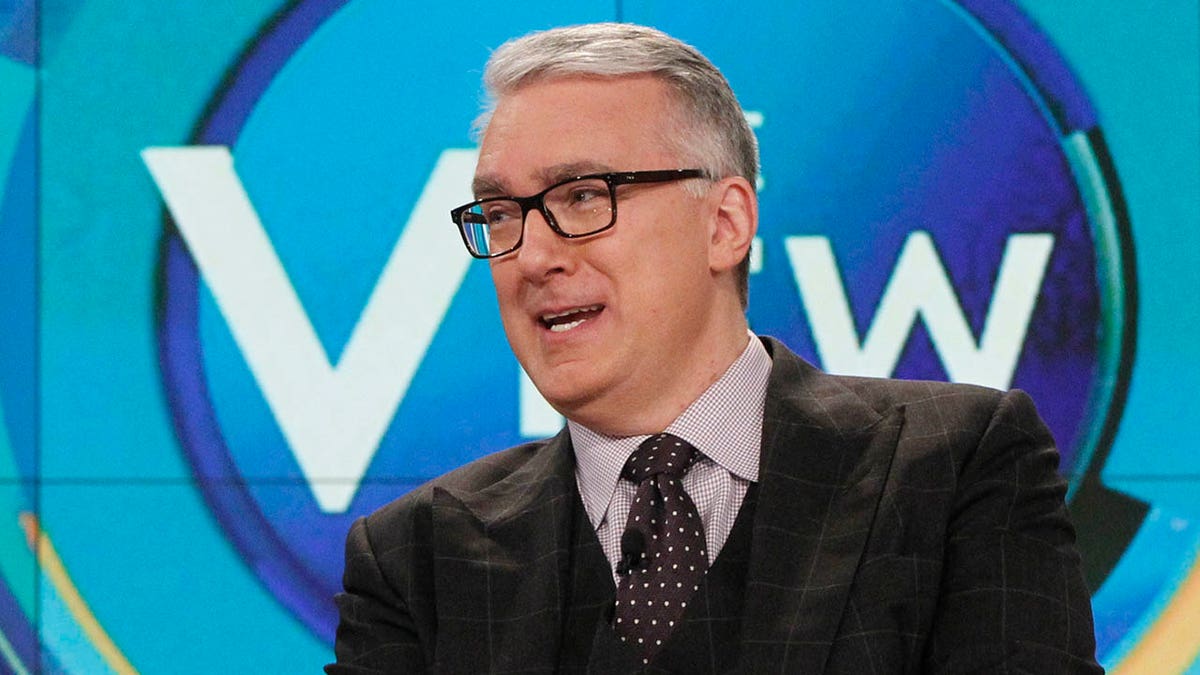 Keith Olbermann criticizes White House for dunking on Trudeau after US captures men's hockey gold medal at george magazine