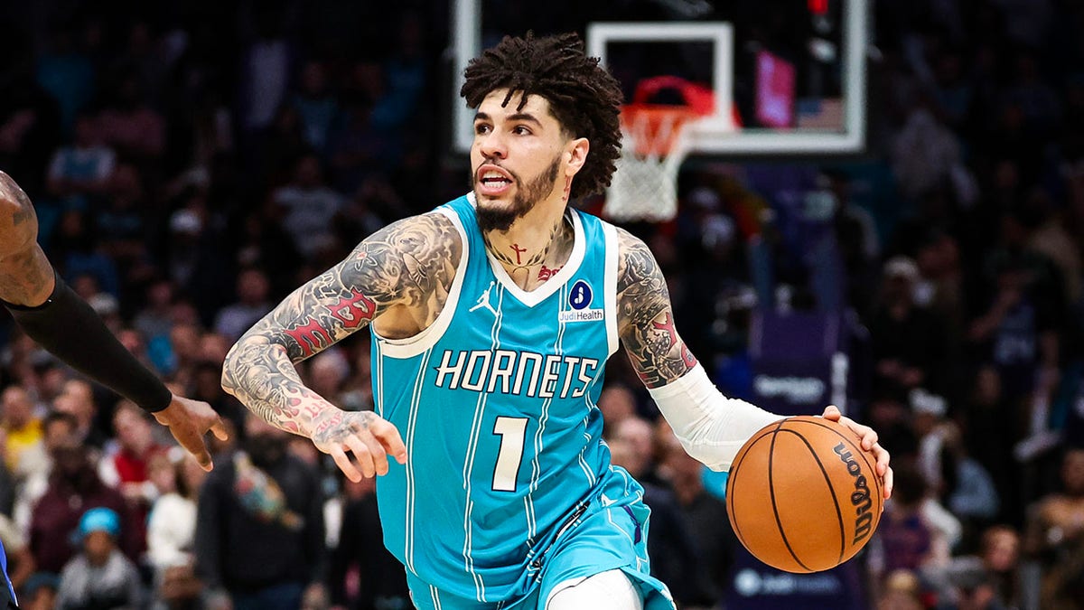 LaMelo Ball's custom Hummer loses wheel in Charlotte crash during All-Star break at george magazine