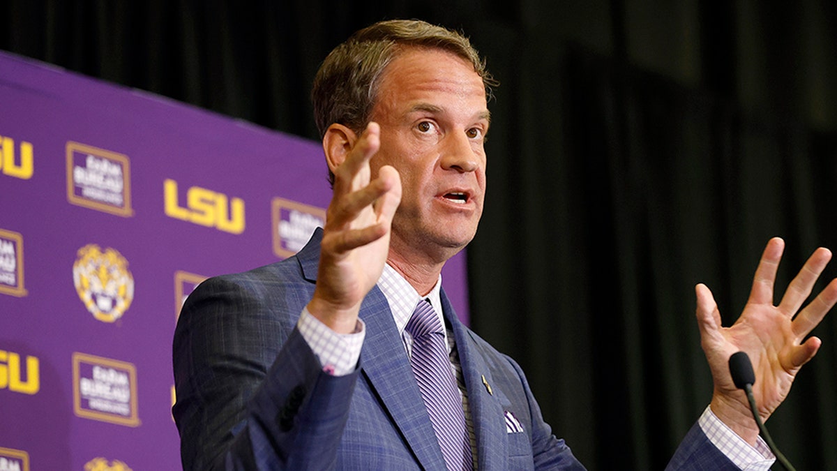 LSU football coach Lane Kiffin rails against College Football Playoff schedule: 'Got even worse' at george magazine