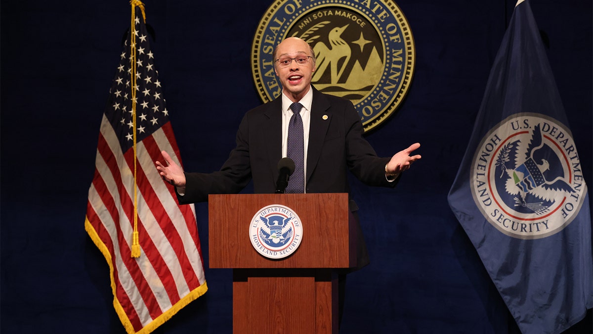 SNL targets ICE with Tom Homan parody sketch of meeting with agents in Minneapolis at george magazine