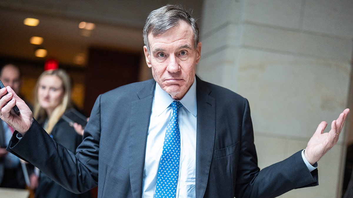 Senate Dem says he left the State of the Union address because he couldn't endure 'hours of Trump's lies' at george magazine